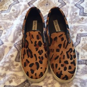 Steve Madden Slip On Sneakers in Leopard Hair